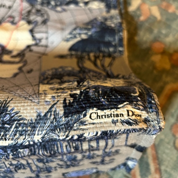 New DIOR Around The World Limited Edition Canvas Tote Bag Cream & Blue RARE - Picture 4 of 8